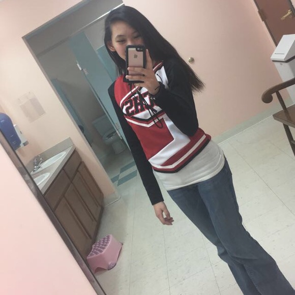 Meet your Posher, Anna - Picture 5 of 5